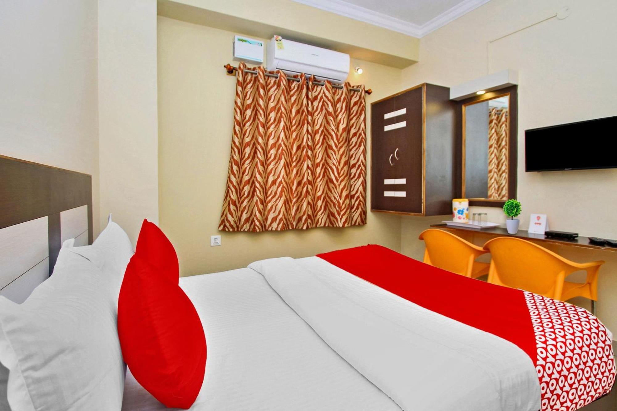 Oyo Sai Ram Residency Hotel Bangalore Luaran gambar